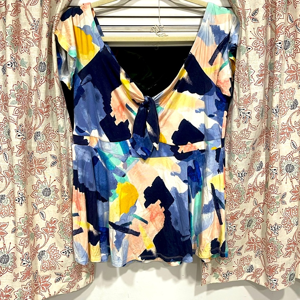 Torrid size 1 super soft off the shoulder shirt. Excellent condition